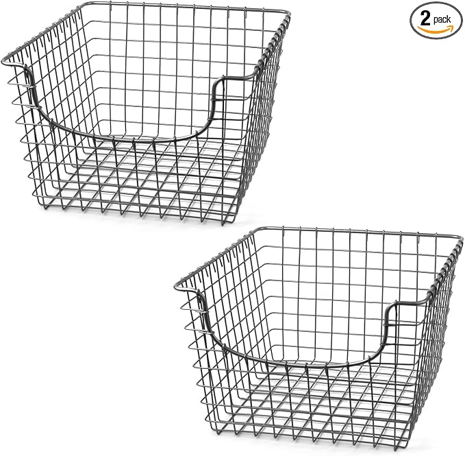 Opbergmand van draad met schepvorm, stapelbare metalen manden in satijnnikkel, set van 2, voor het organiseren van keuken, voorraadkast, badkamer en garage, stevige draadmand voor opbergruimte en decoratie. Opbergmand van draad met schepvorm, stapelbare metalen manden in satijnnikkel, set van 2, voor het organiseren van keuken, voorraadkast, badkamer en garage, stevige draadmand voor opbergruimte en decoratie.